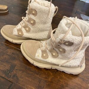 Sorel explorer II boots